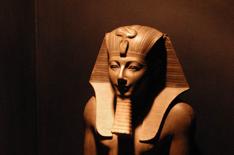 Standing status of Amenemhet III