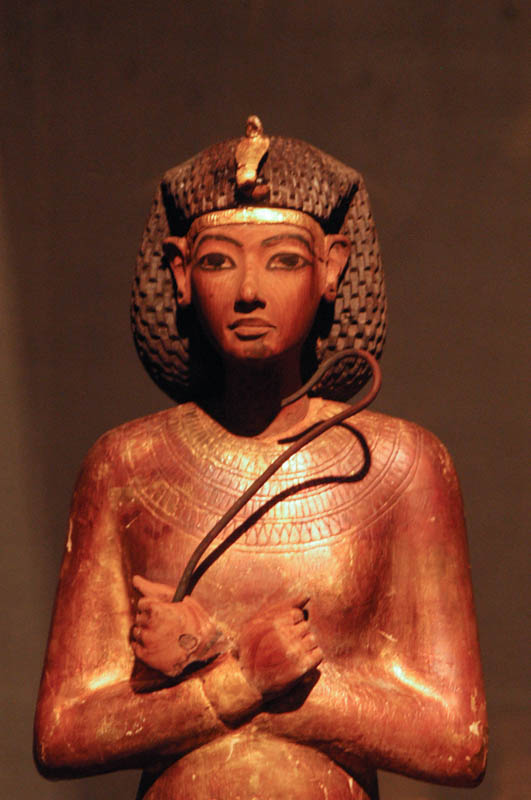 pharaoh holding the crook, a signal of office