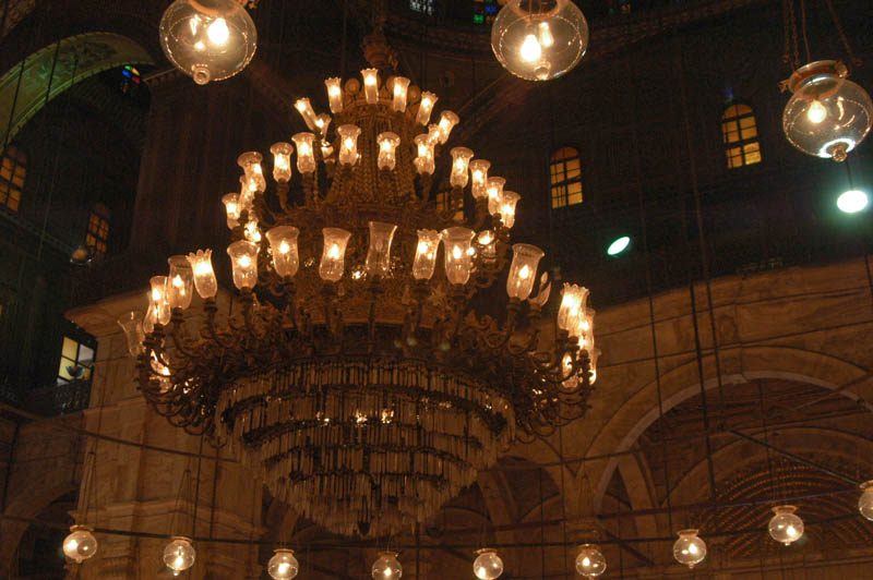The enormous chandelier in the Alabaster Mosque