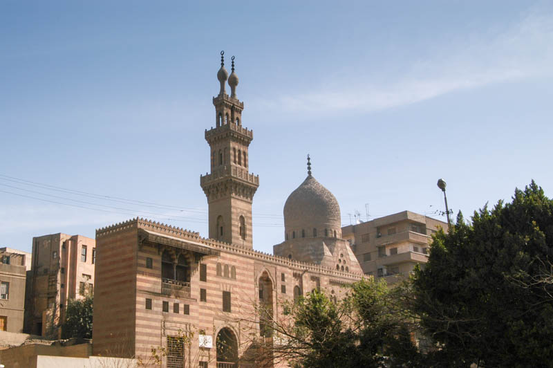 The facade of the mosque and the singel minaret