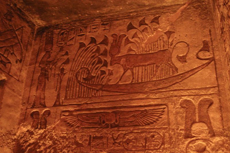 offering to Hathor in the shape of a cow, on a sacred barque