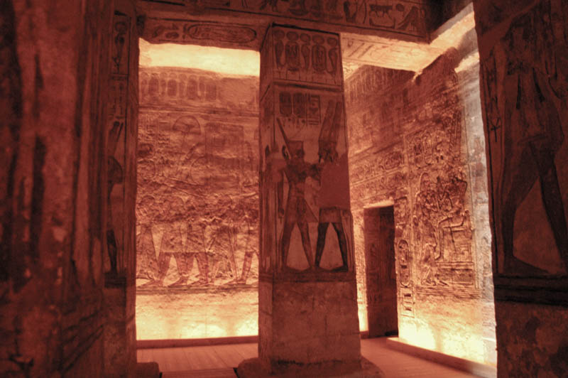The inner hall, with square columns decorated with offering scenes