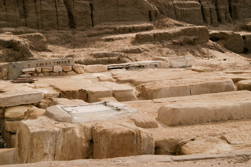 mastaba tombs in the royal necropolis
