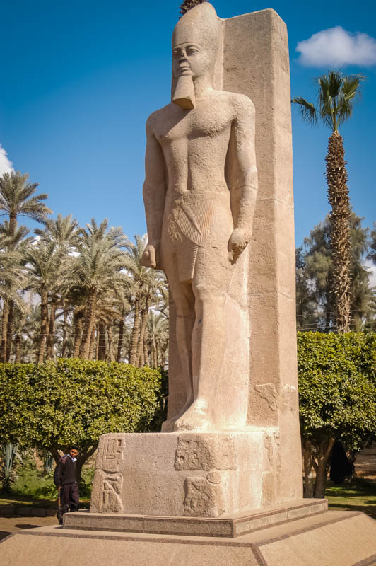 Standing statue of the pharaoh (with an armed guard or two)