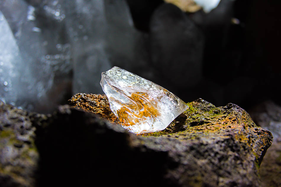 Ice-crystal and moss